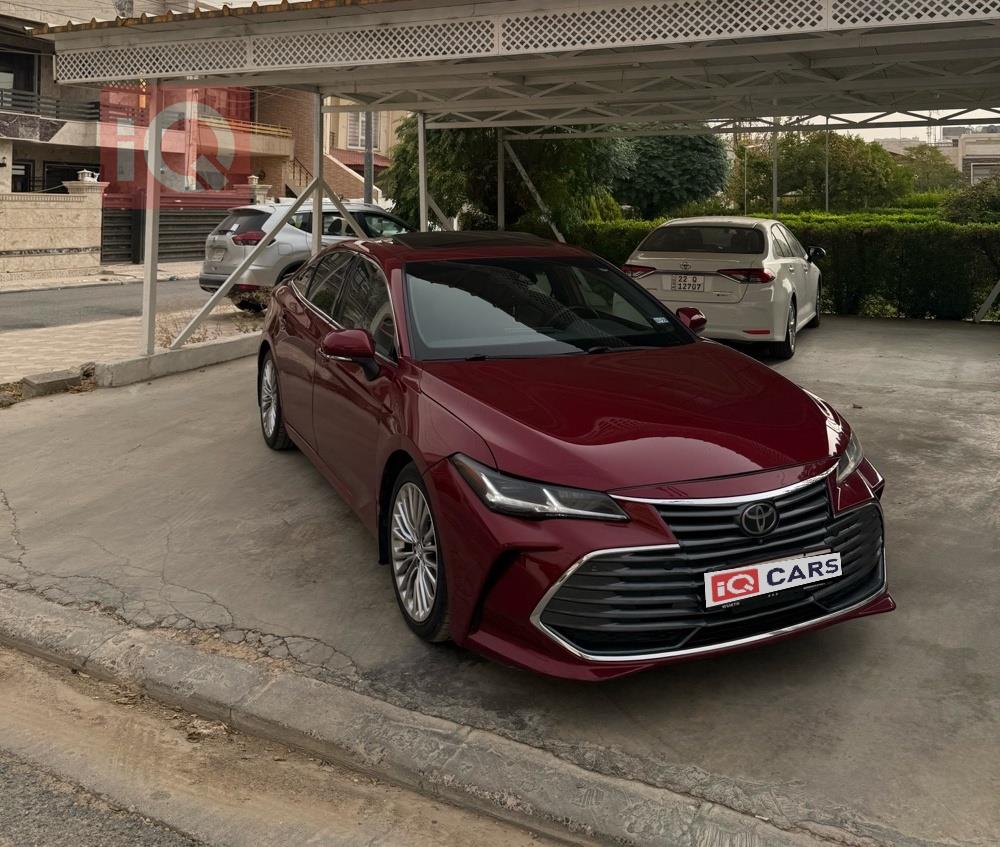 تويوتا أفالون